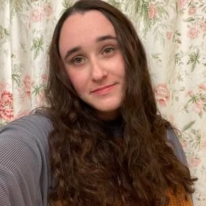 Meet your Posher, Carly